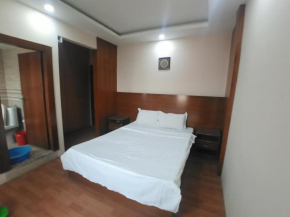Shared apartment with attached bathroom
